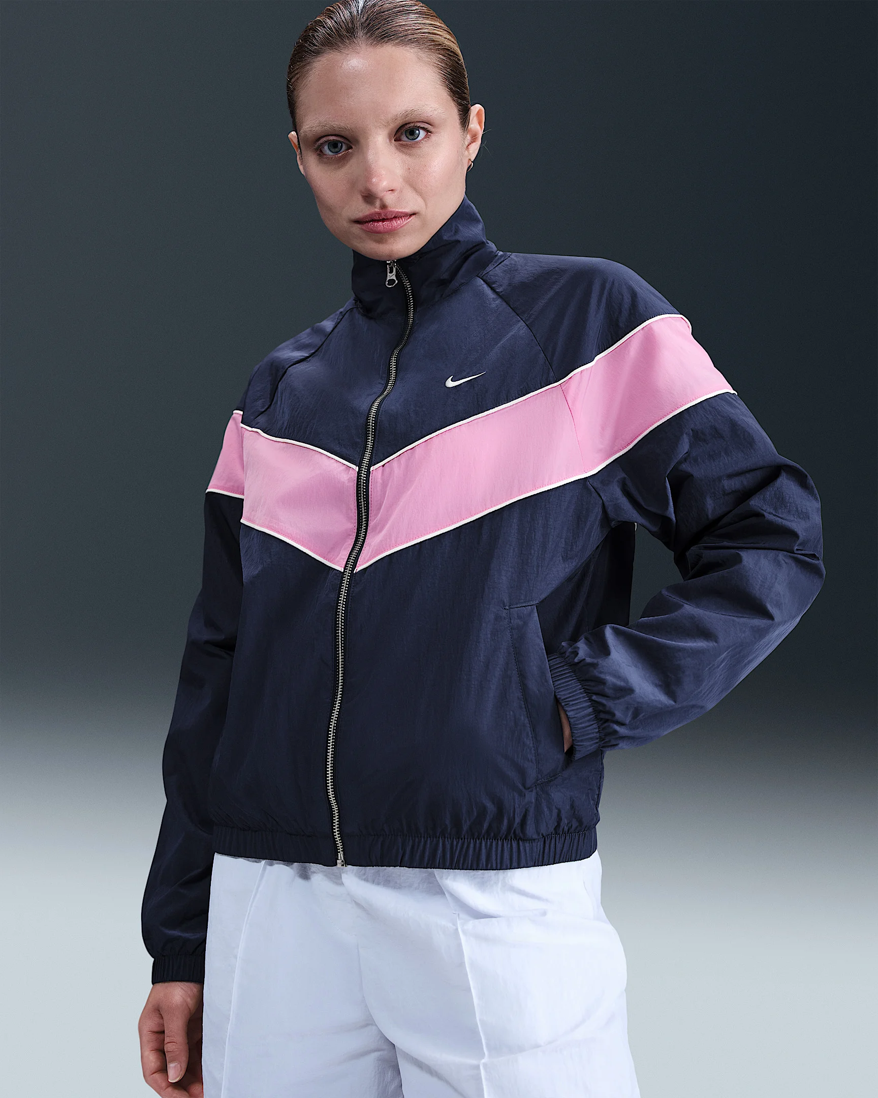 Nike Windrunner Women's Loose UV Woven Full-Zip Jacket - 1