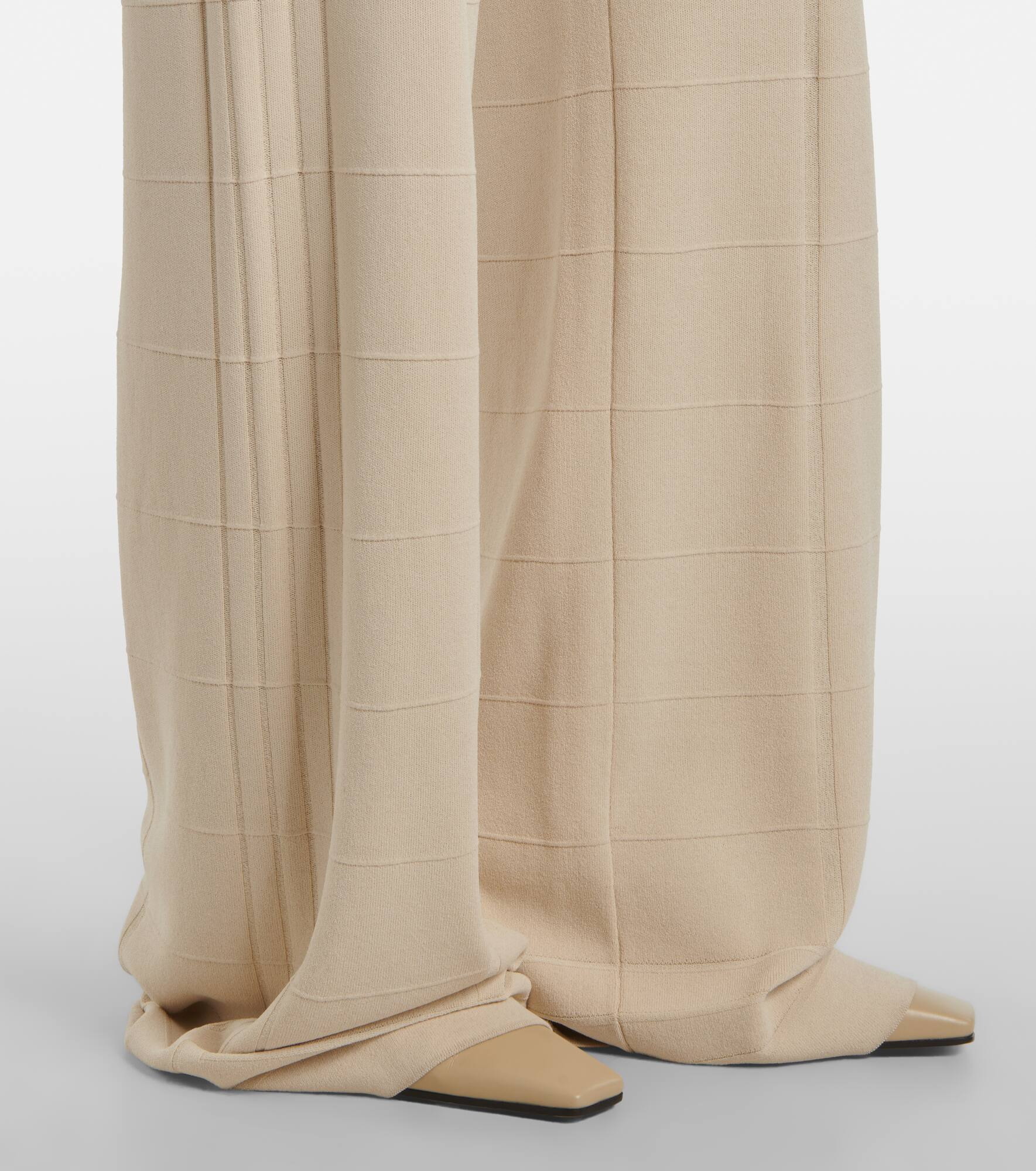 Knitted high-rise flared pants - 5