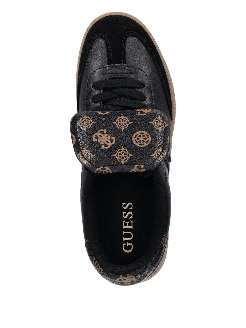 Oleeza logo-print sneakers 3