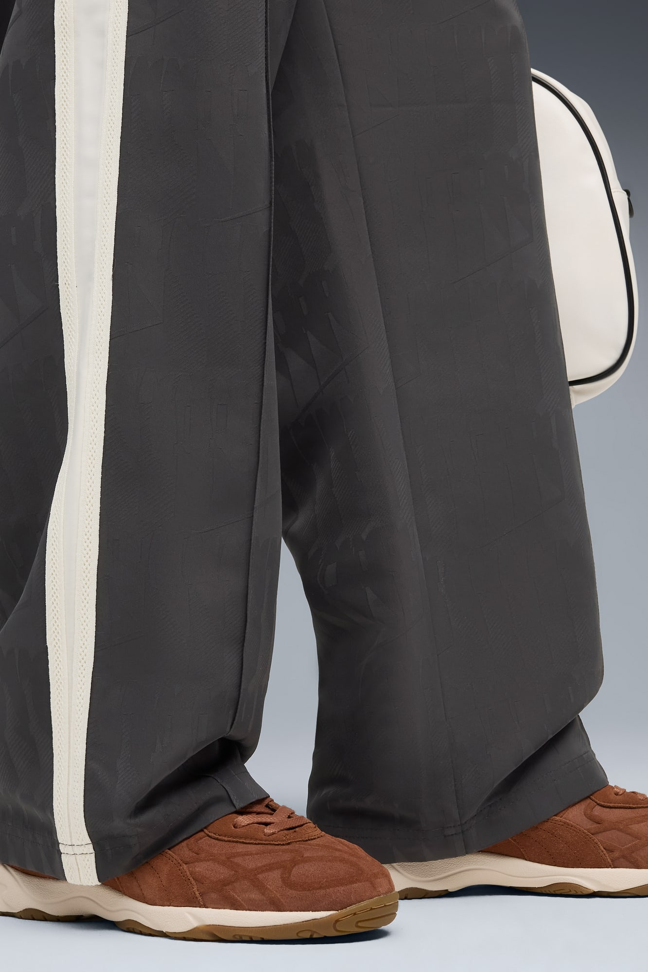 The NeverWorn VI T7 Pants Men - 7