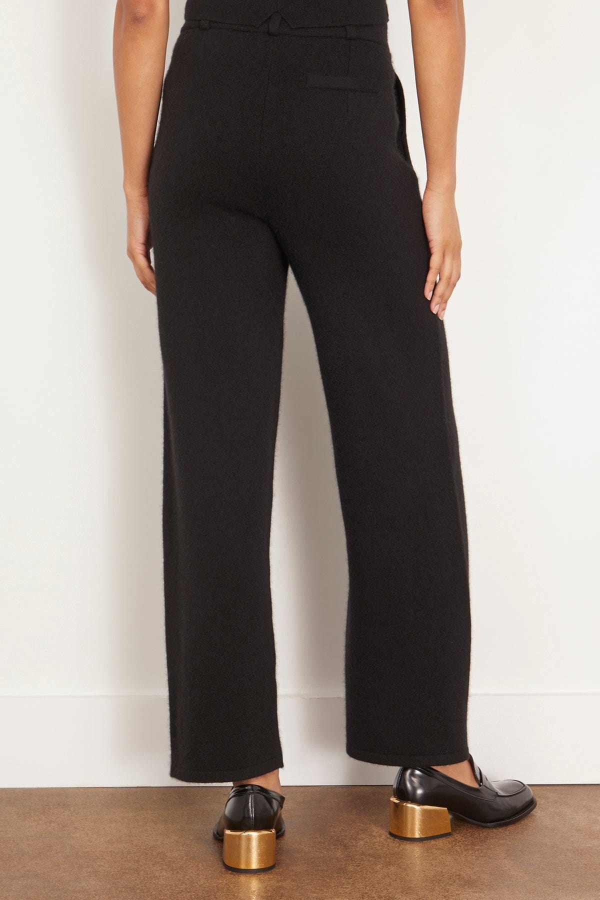 Tailored Pant in Black - 4