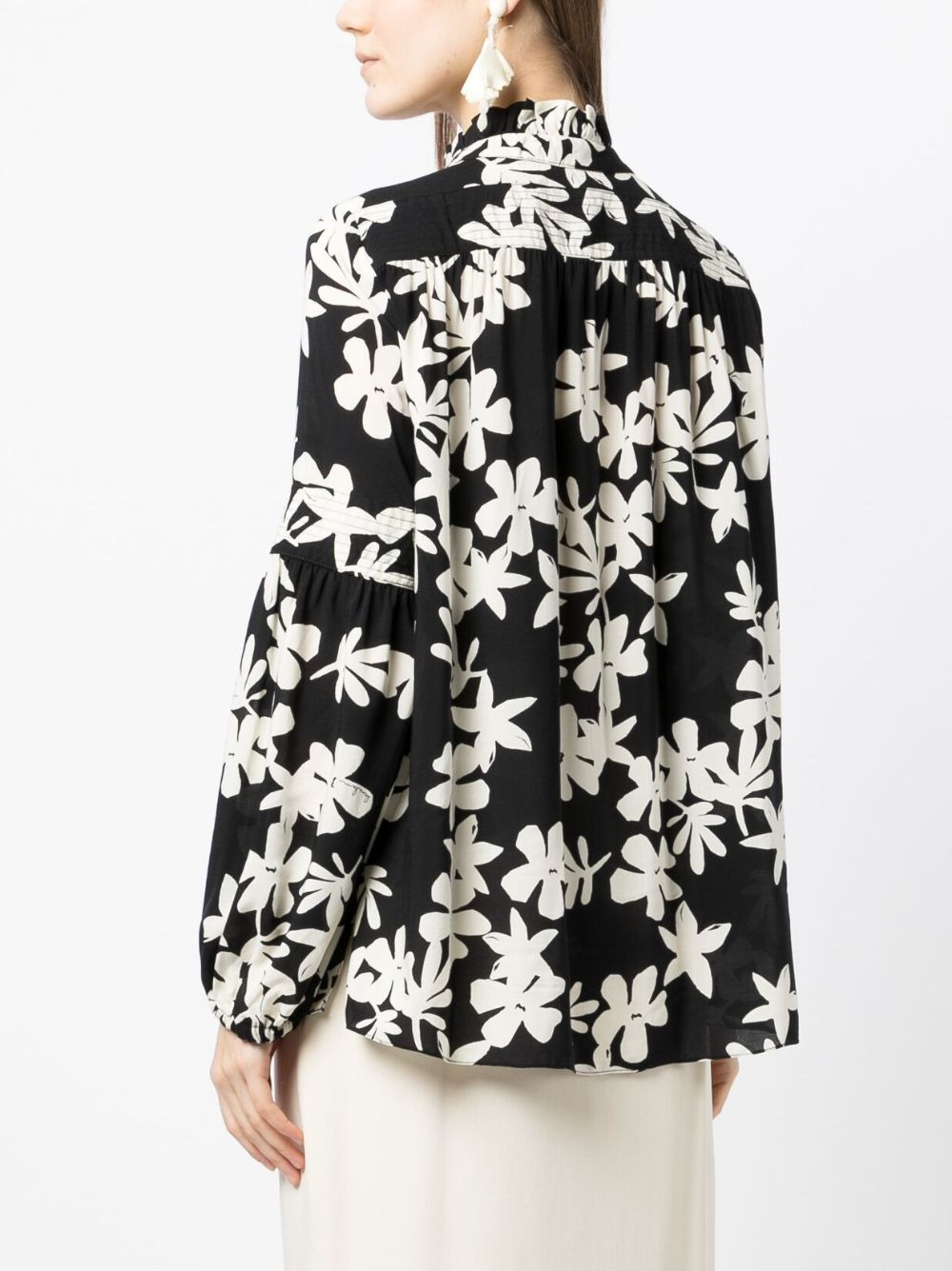 floral-print ruffled blouse - 4