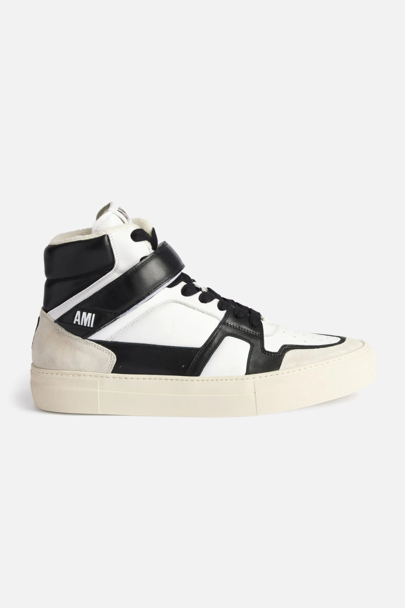 AMI Paris High-Top Ami De Coeur Sneakers outlook