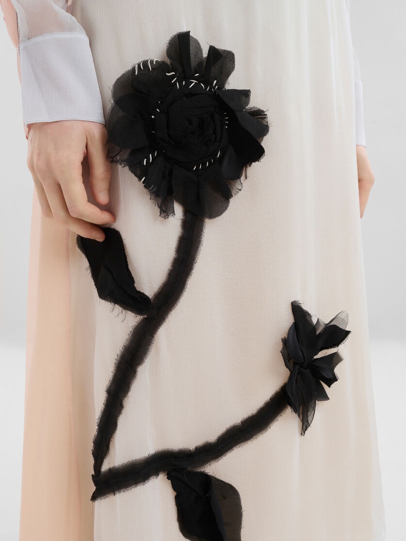 WHITE CHIFFON SKIRT WITH FLOWER APPLIQUÉS - 4