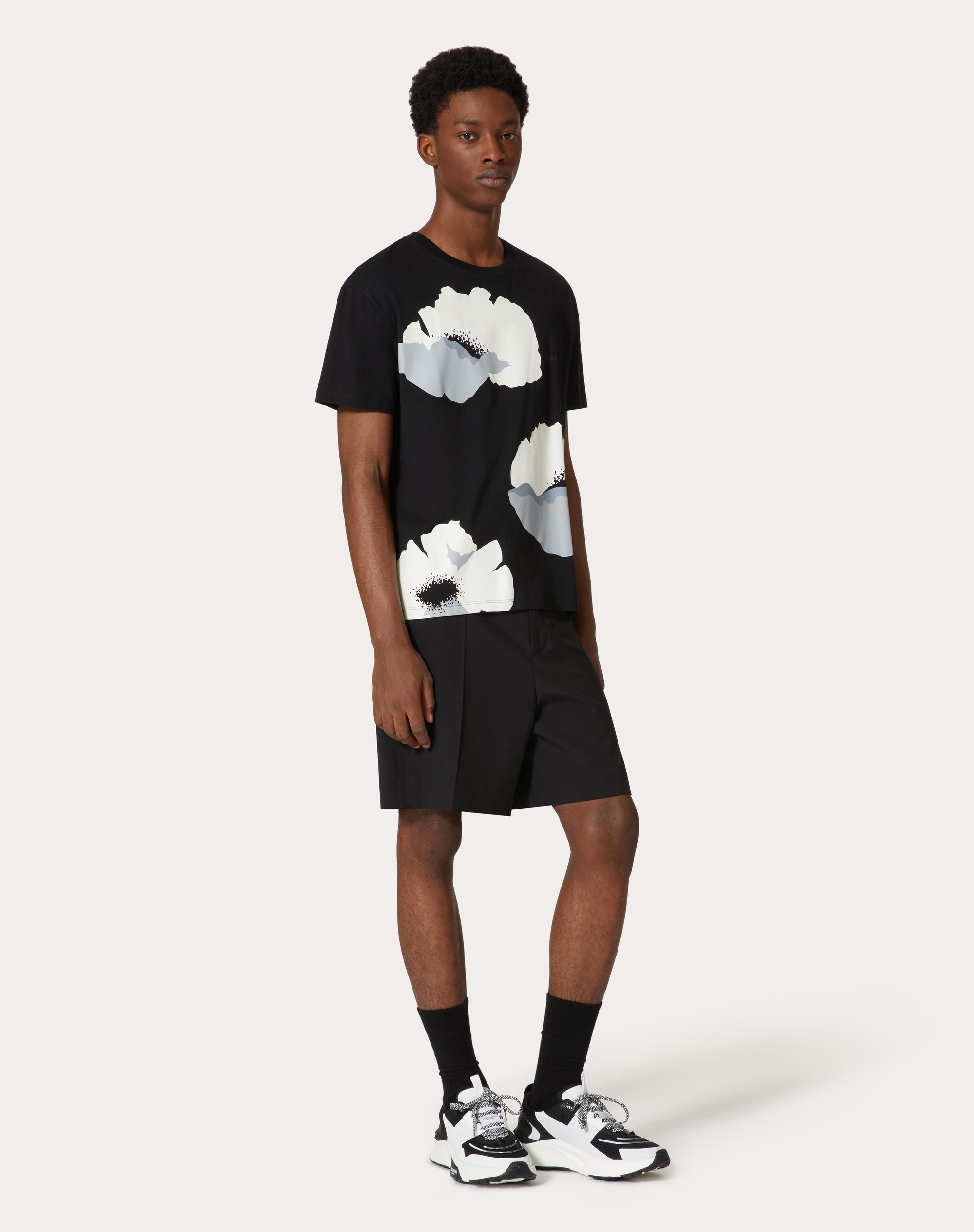 COTTON T-SHIRT WITH VALENTINO FLOWER PORTRAIT PRINT - 2