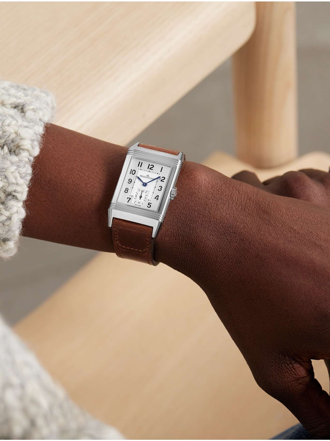 Reverso Classic Los Angeles Limited Edition Hand-Wound 45.6mm stainless steel and leather watch - 2