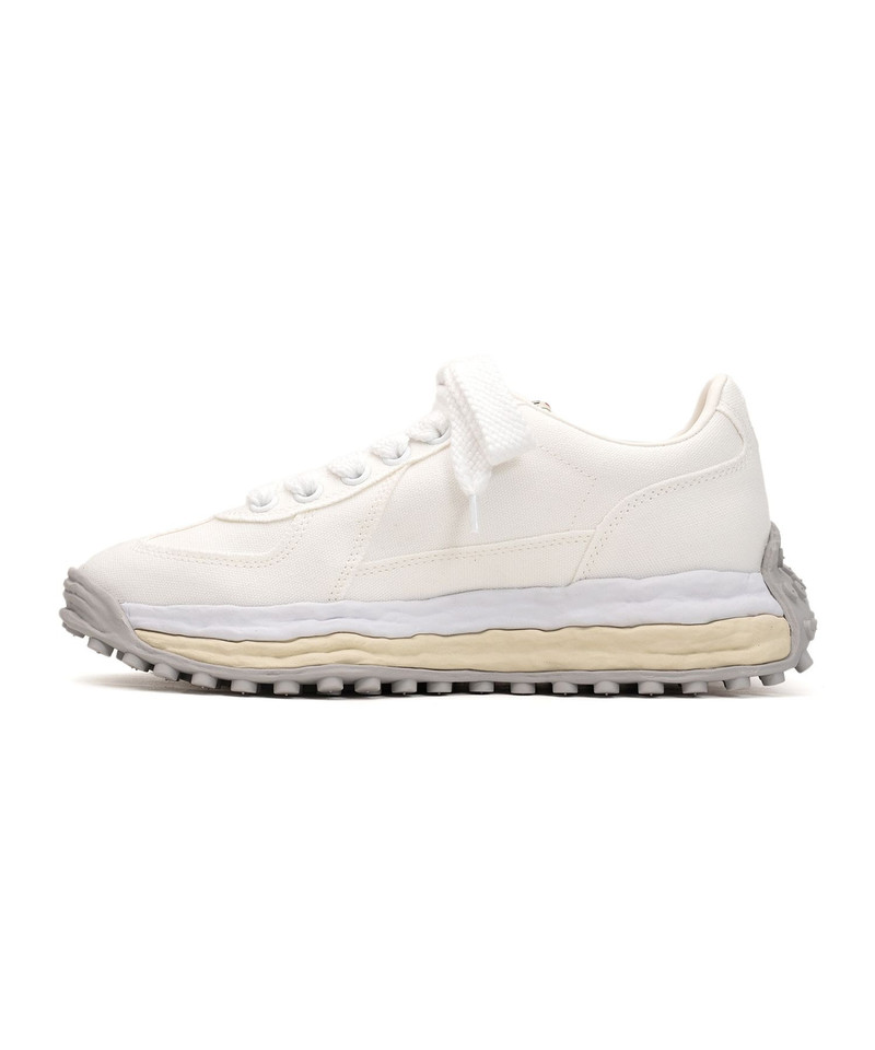 "LARRY" OG Sole Canvas Low-top Sneaker 7