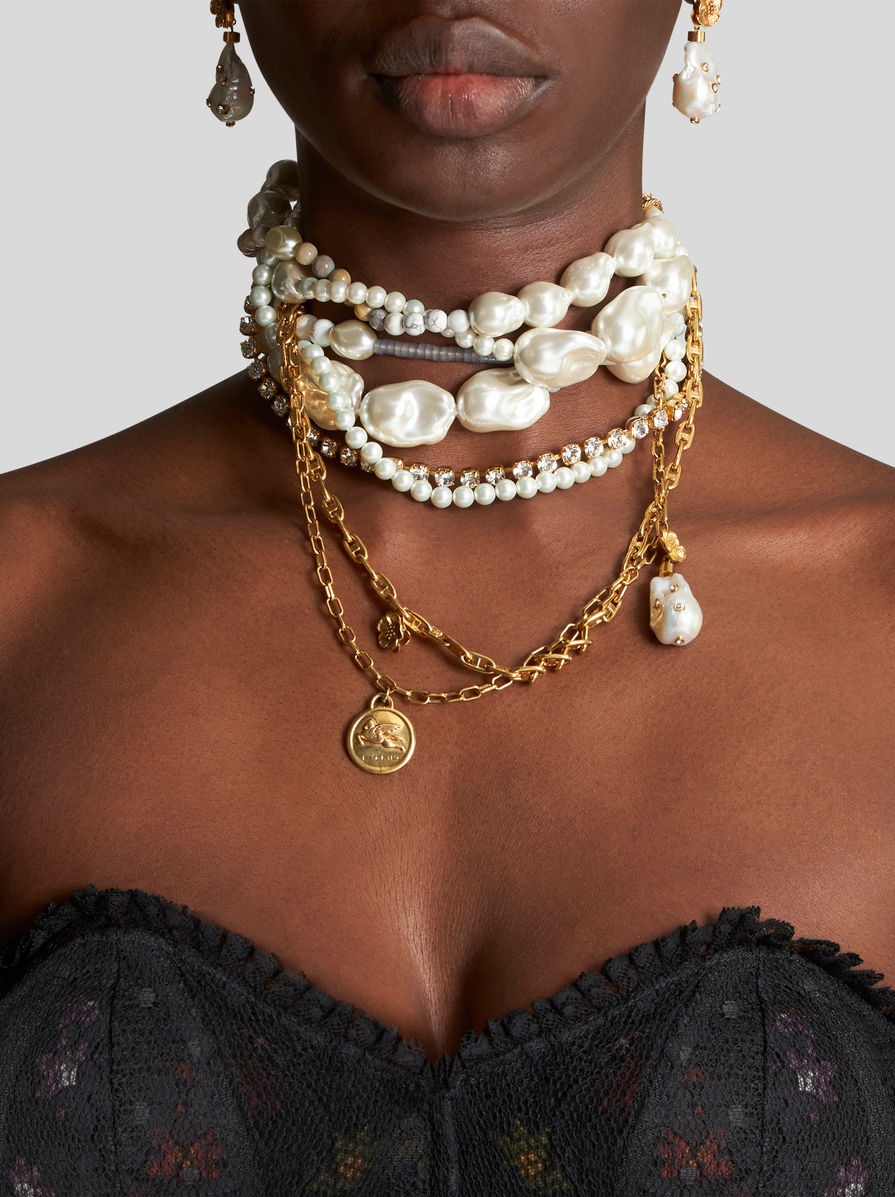 MULTI PEARL AND PENDANT NECKLACE - 2