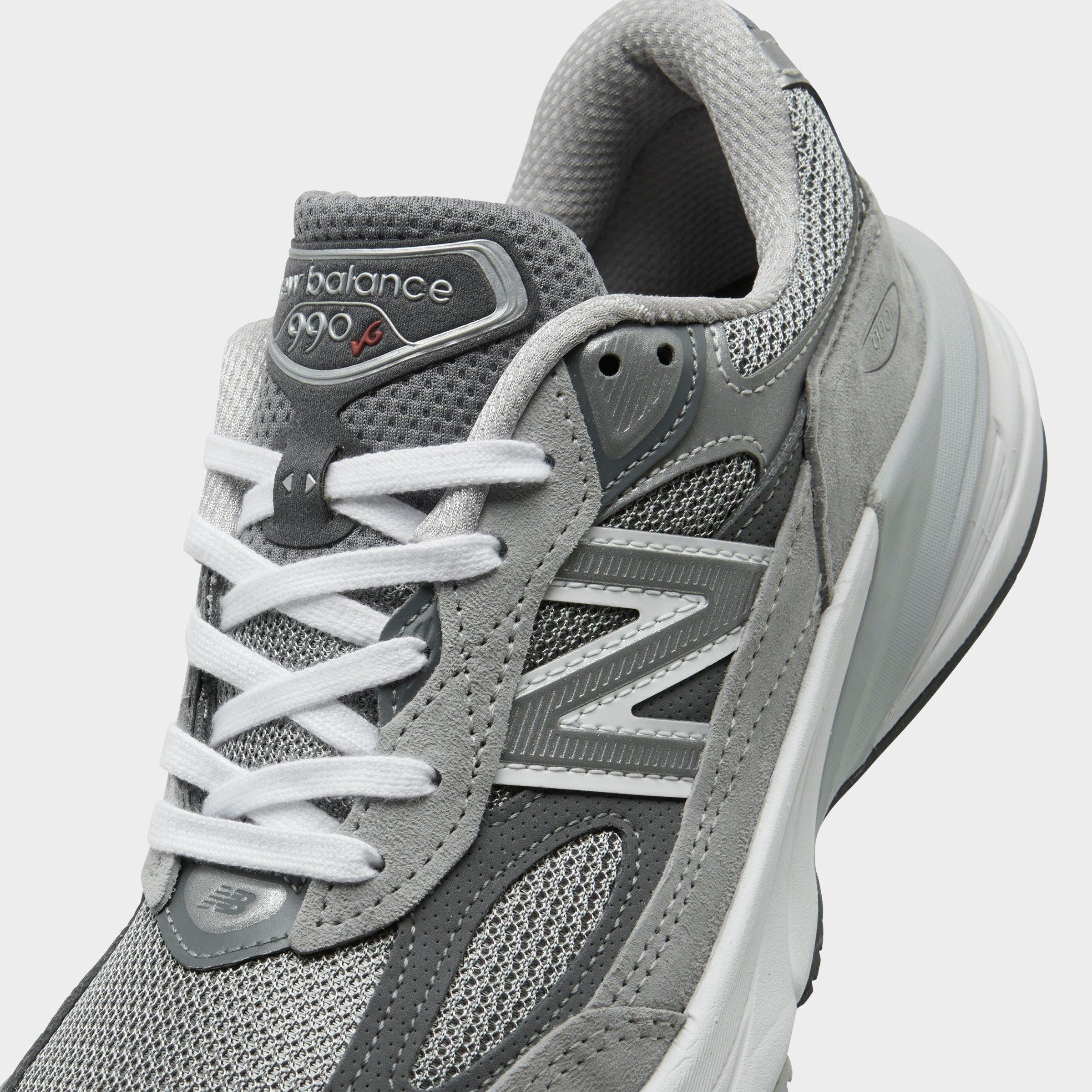 WOMEN'S NEW BALANCE MADE IN USA 990V6 RUNNING SHOES - 3