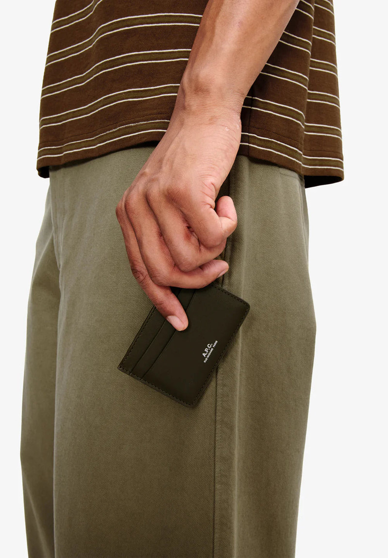 ANDRÉ CARDHOLDER 1