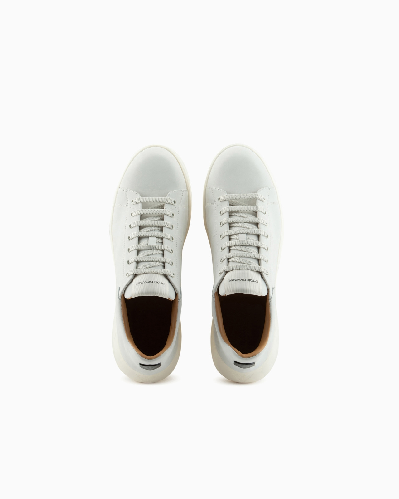 Nubuck sneakers with knurled soles - 3