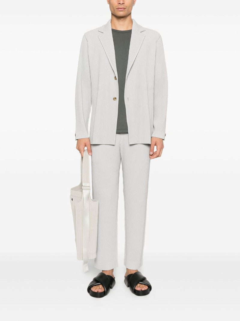 ISSEY MIYAKE single-button blazer outlook