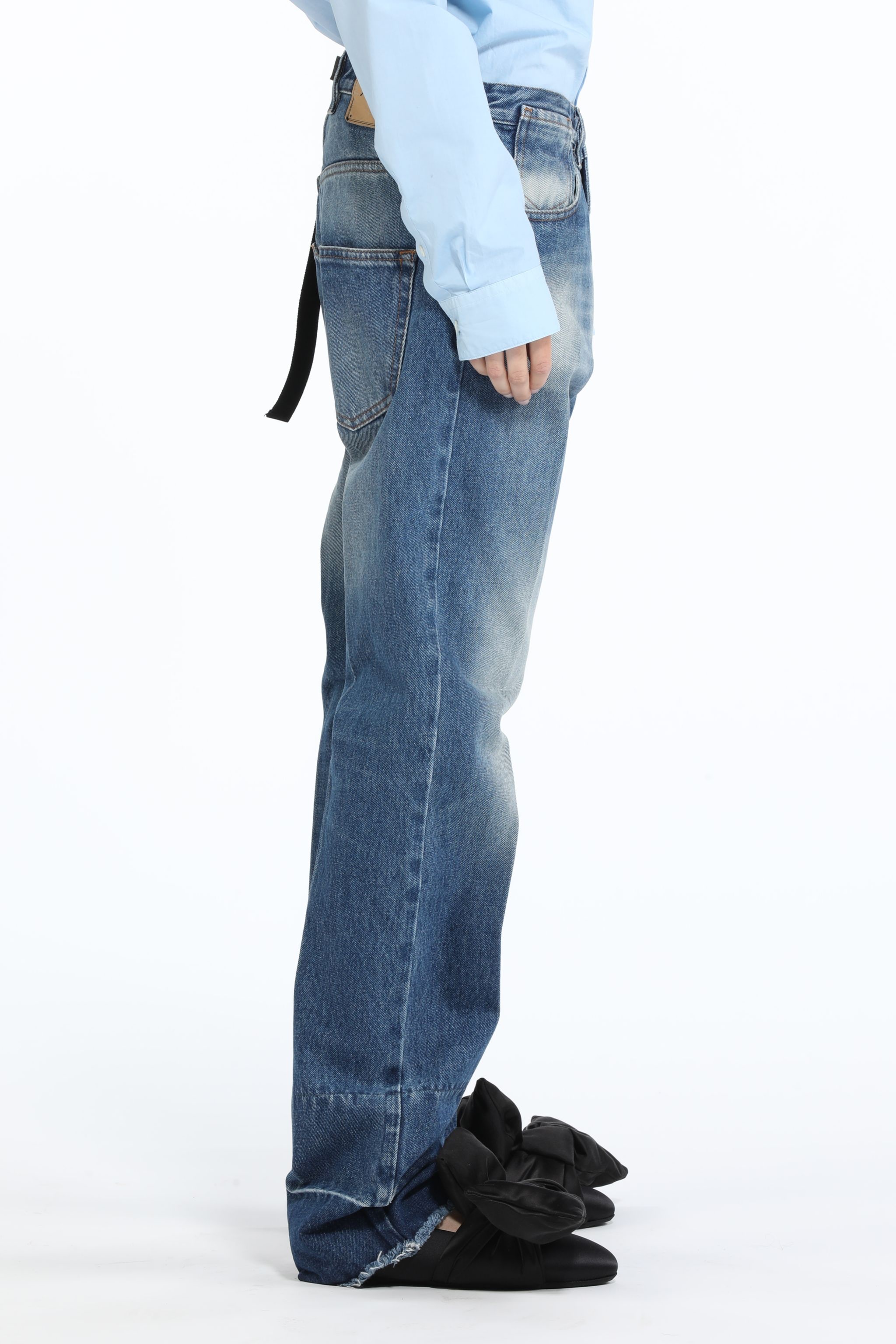 ELONGATED STRAIGHT-LEG JEANS - 3