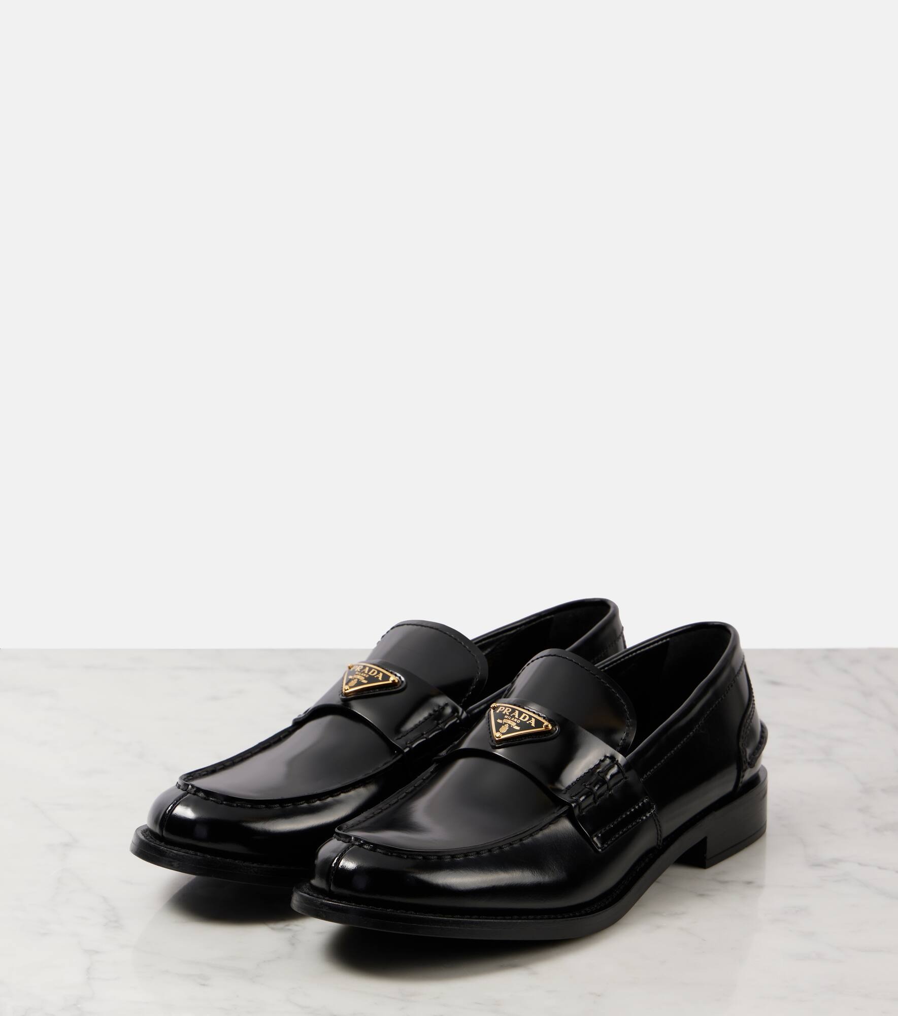 Logo brushed leather loafers - 4