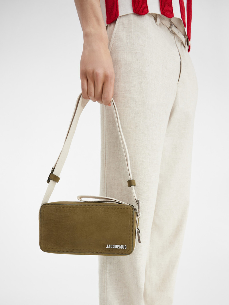 JACQUEMUS Le cuerda horizontal outlook
