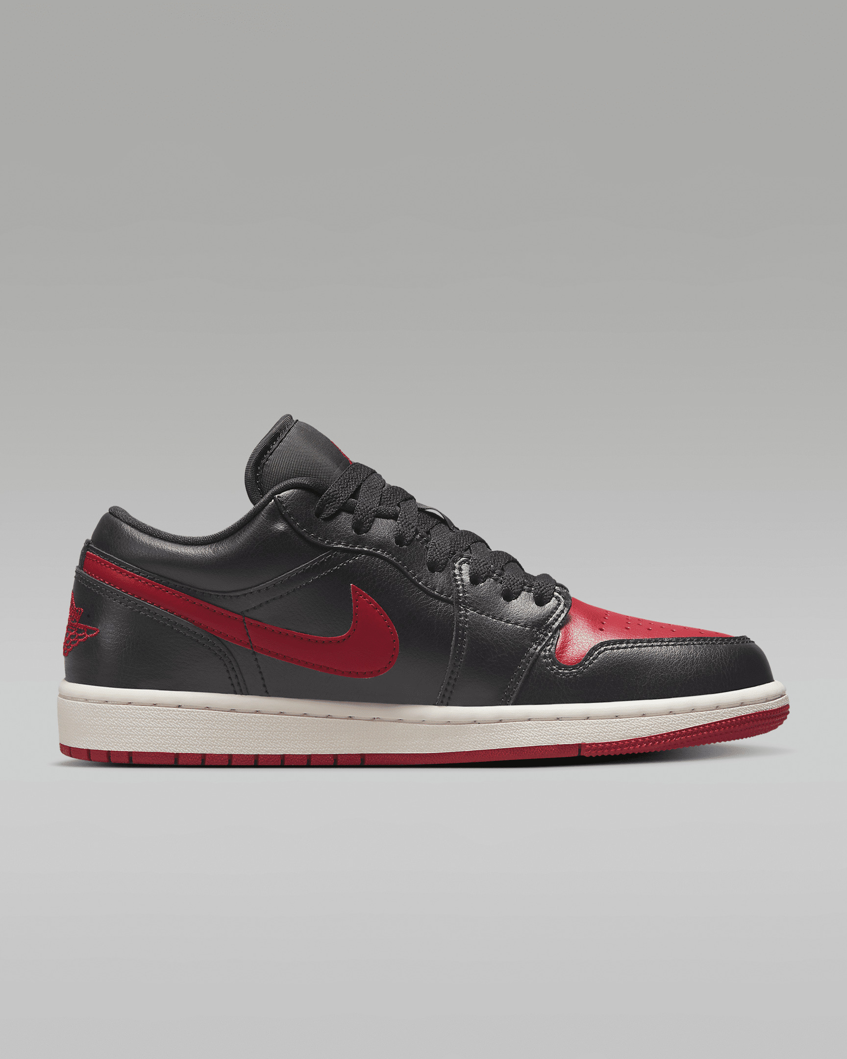 Air Jordan 1 Low Women's Shoes - 3