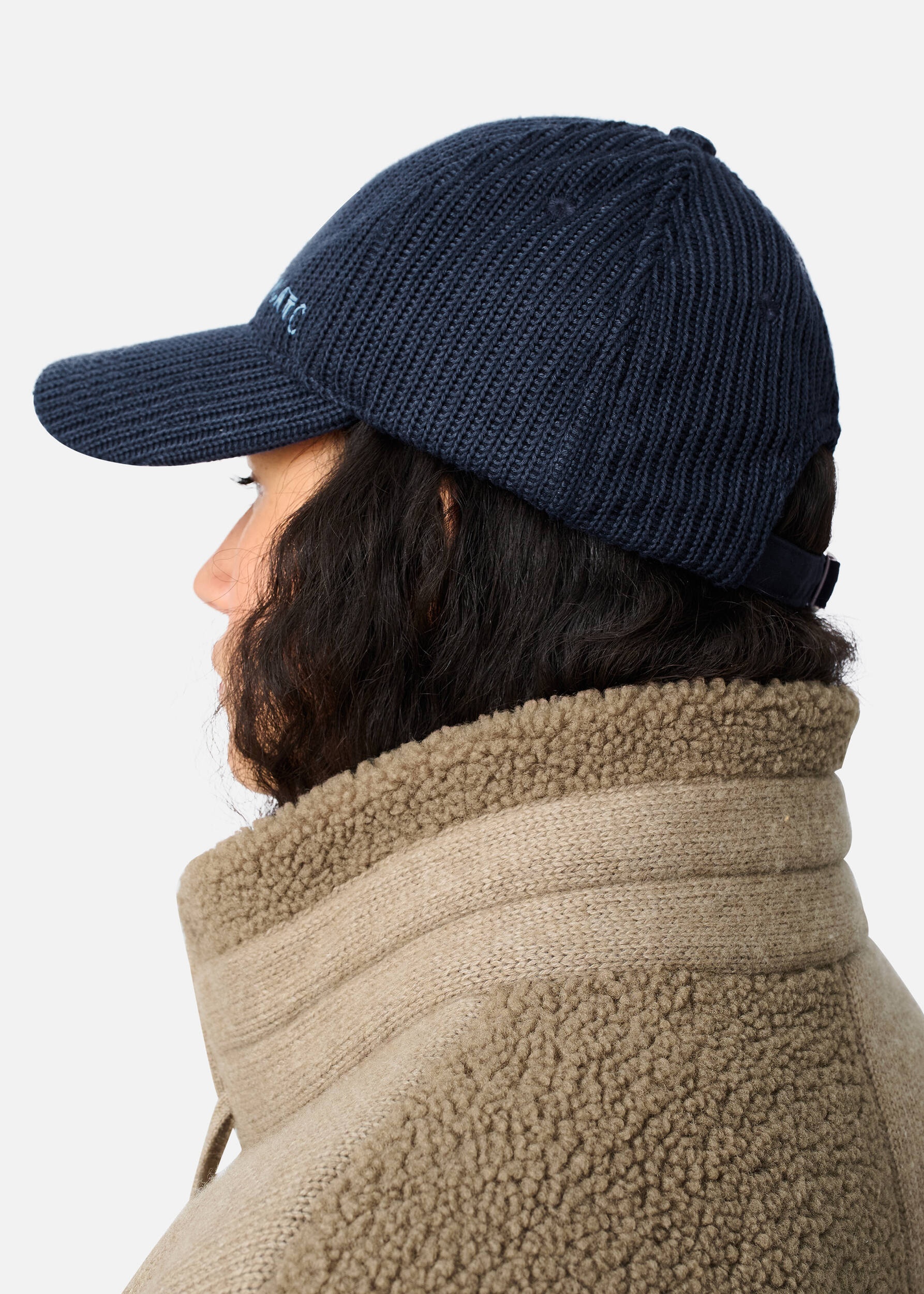 Arigato Knitted Cap - 4