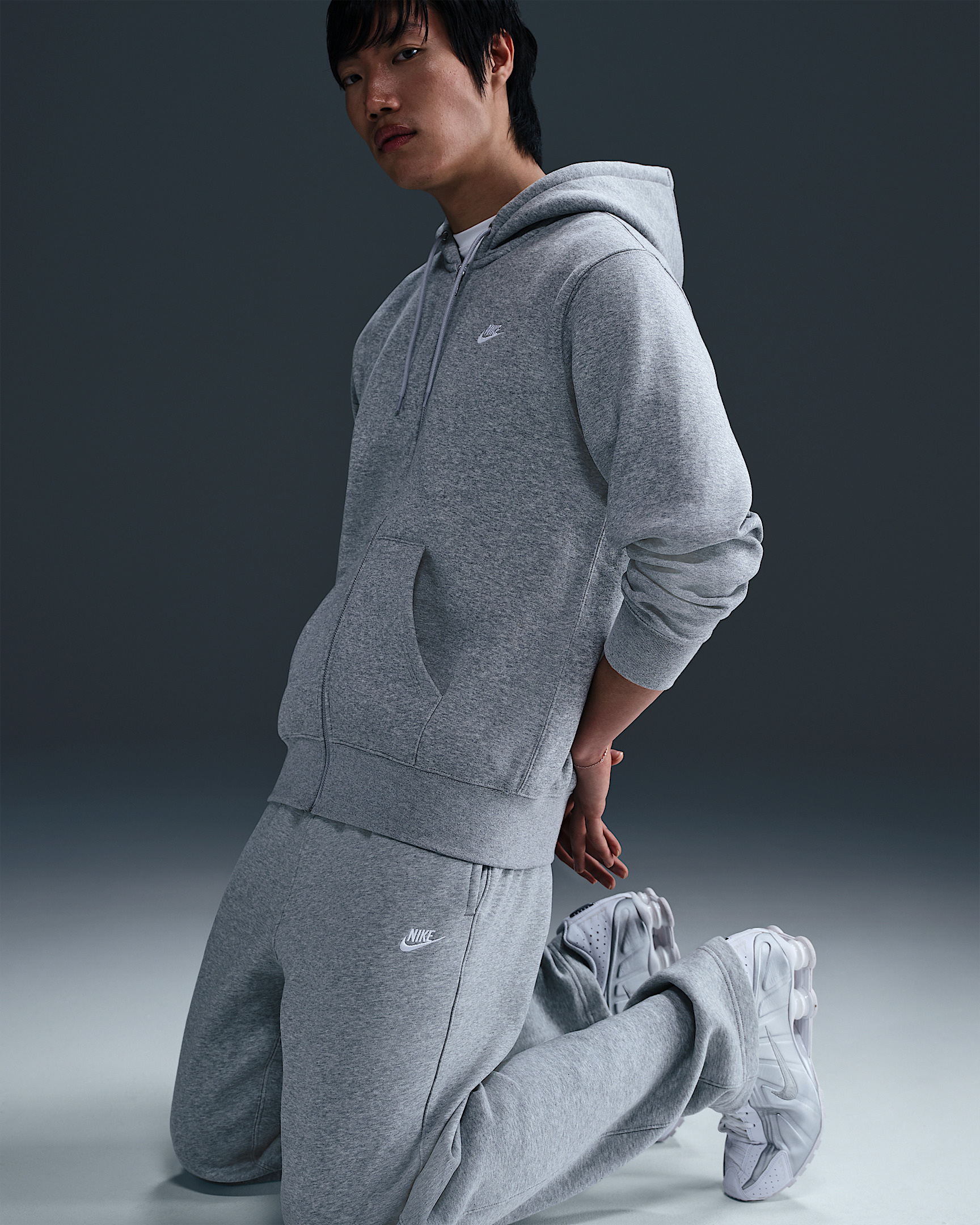 Nike Club Men's Full-Zip Fleece Hoodie - 3