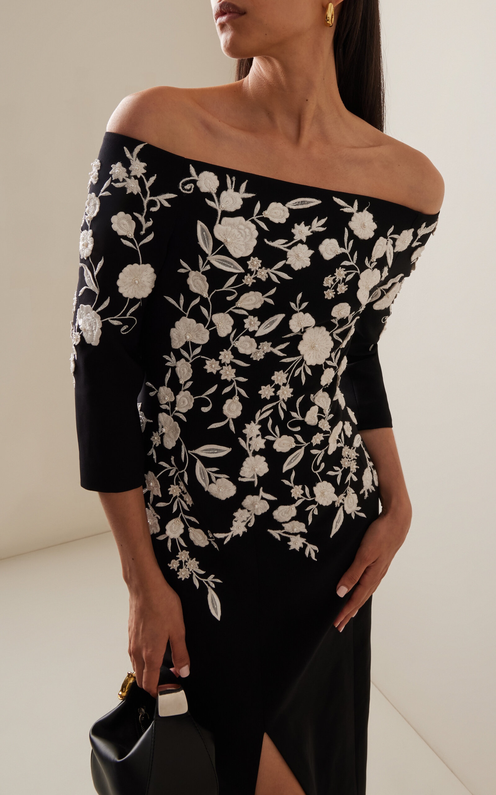 Embroidered Off-The-Shoulder Cady Dress black - 3