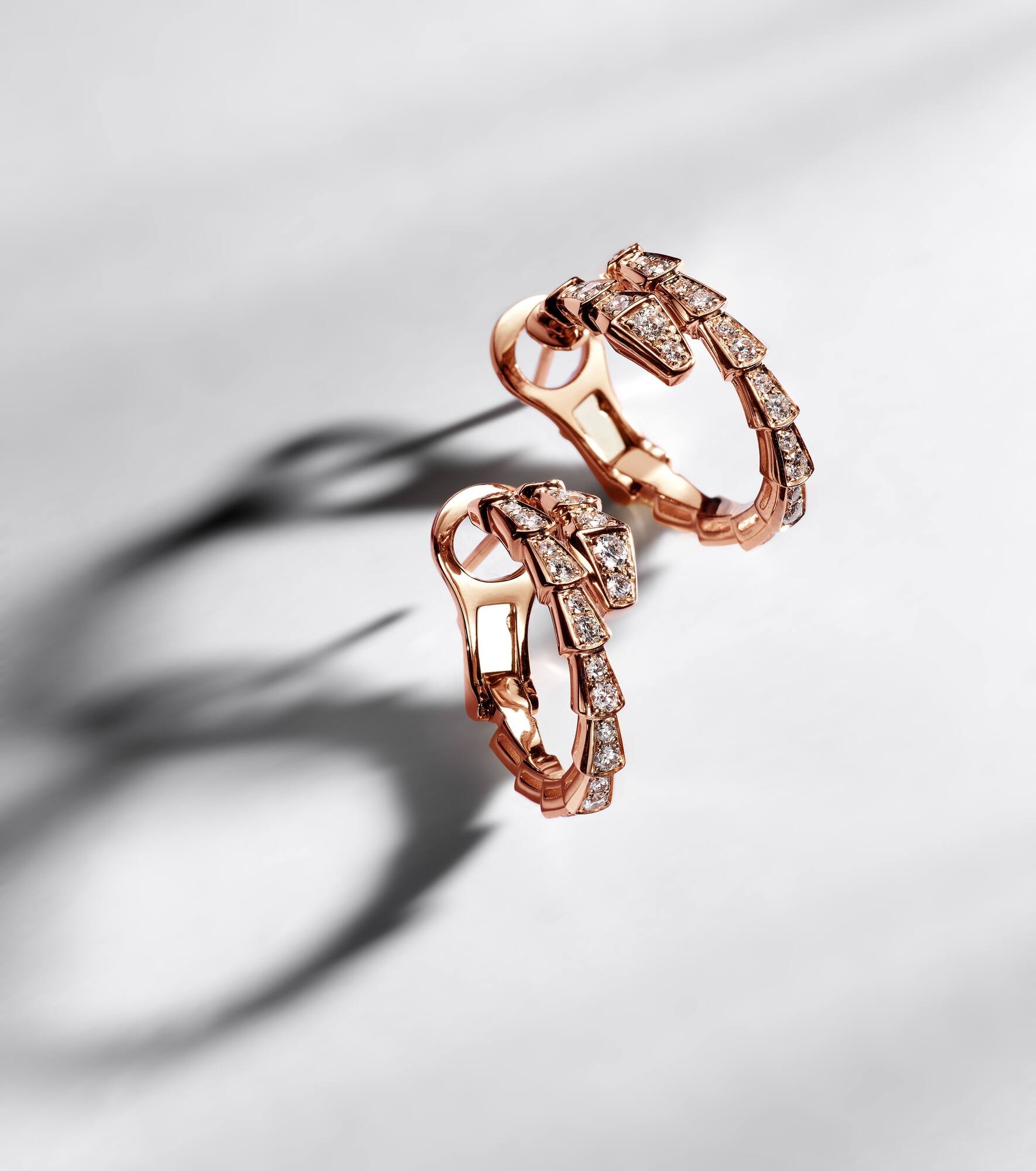 Serpenti Viper 18kt rose gold earrings with diamonds - 3