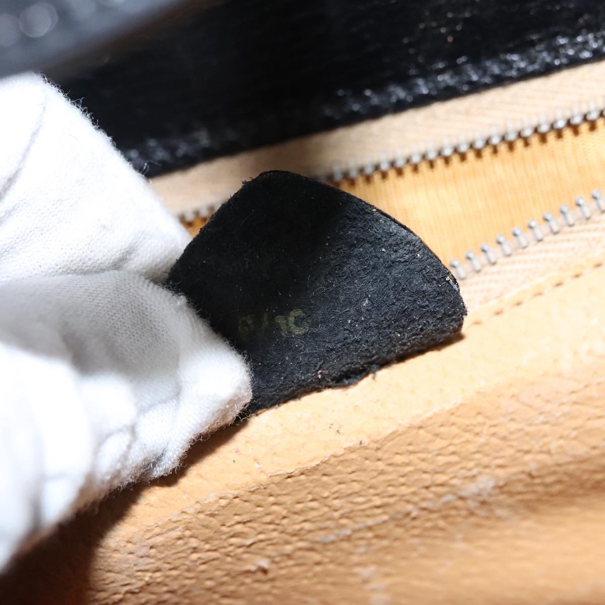 CELINE Hand Bag Leather Black Gold - 12