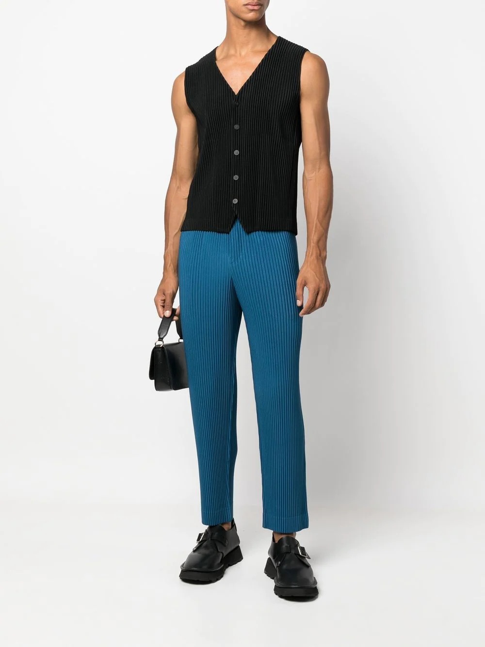 plissé V-neck waistcoat - 2