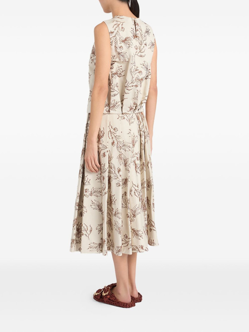 floral-embroidered top 3