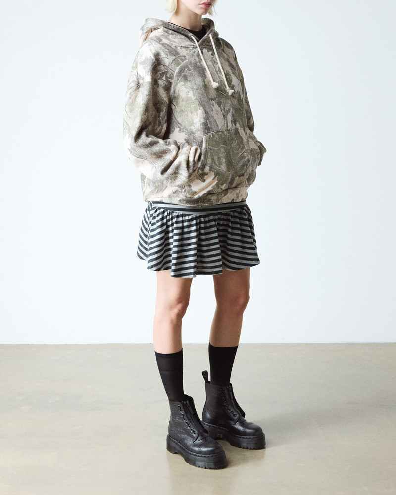 Sinclair Croc Emboss Leather Platform Boots 6