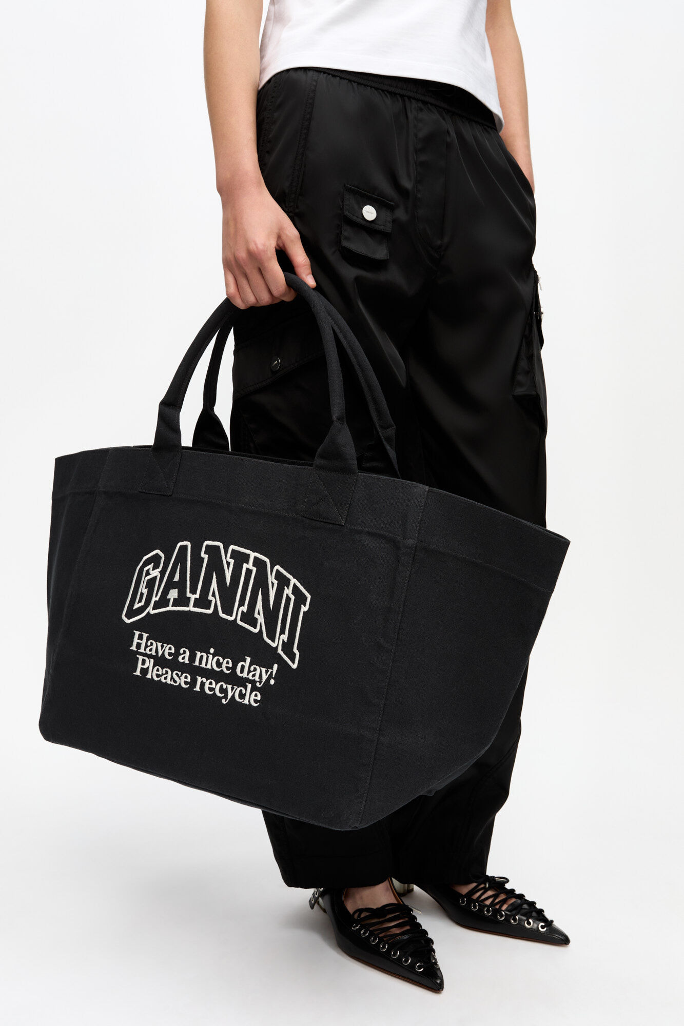 BLACK OVERSIZED CANVAS TOTE BAG - 3