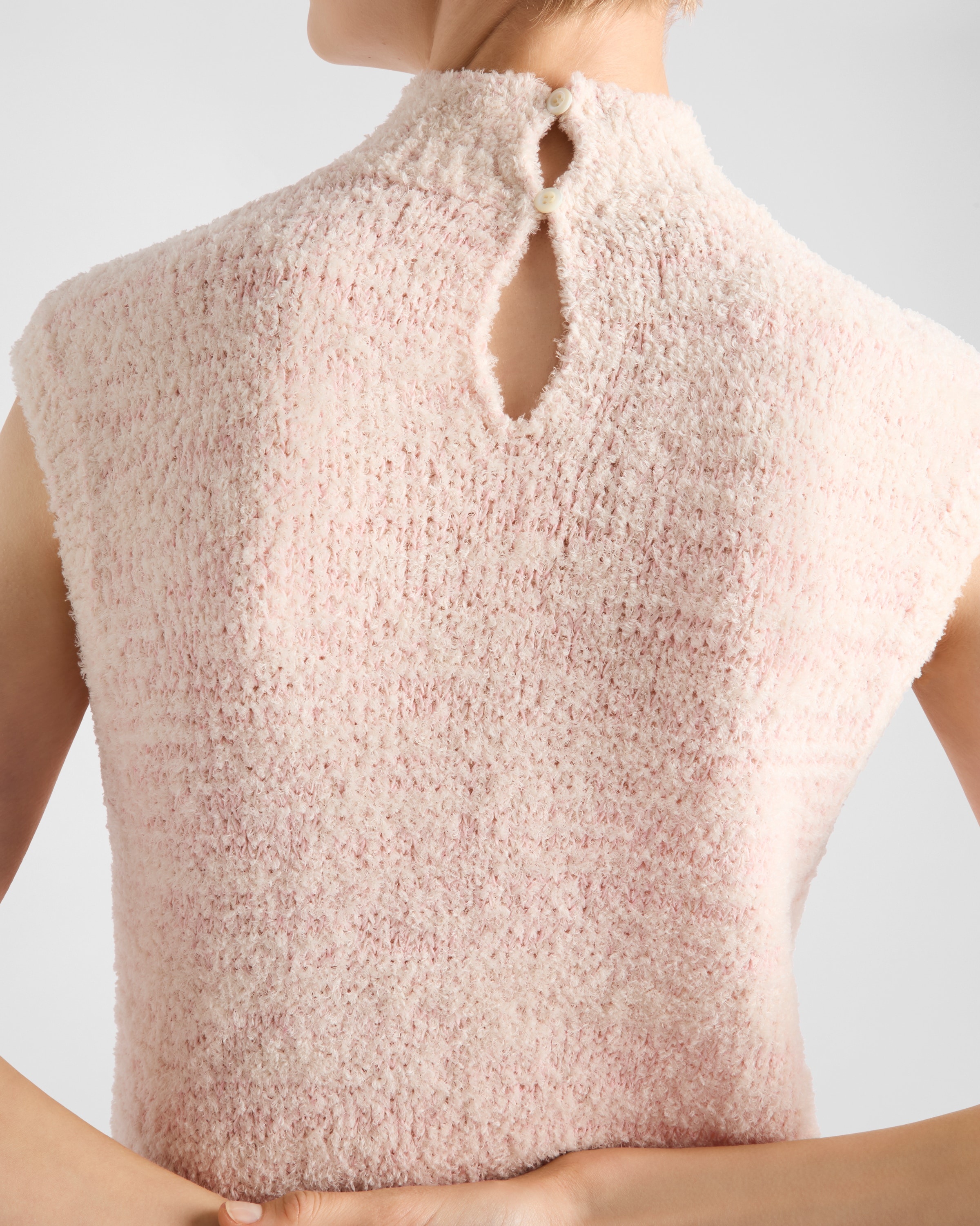 Cotton mini-dress with feathers - 6