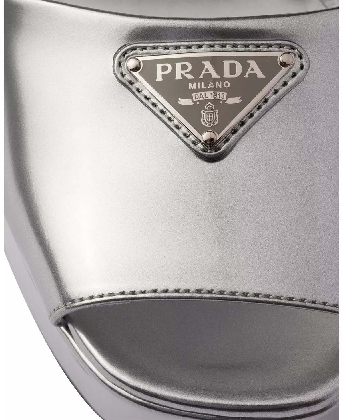 Women's Metallic Leather Platform Sandals - 5