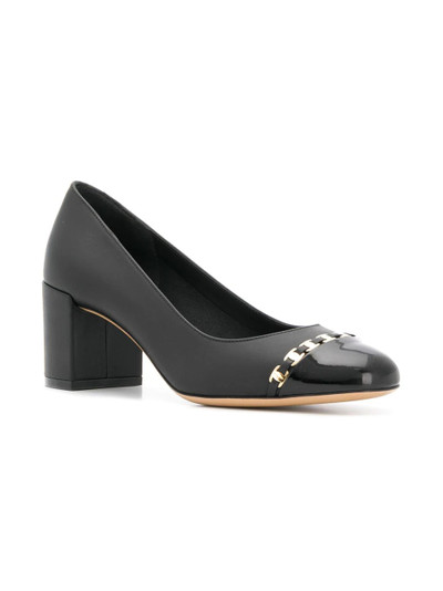 Salvatore Ferragamo Vara Chain pumps outlook