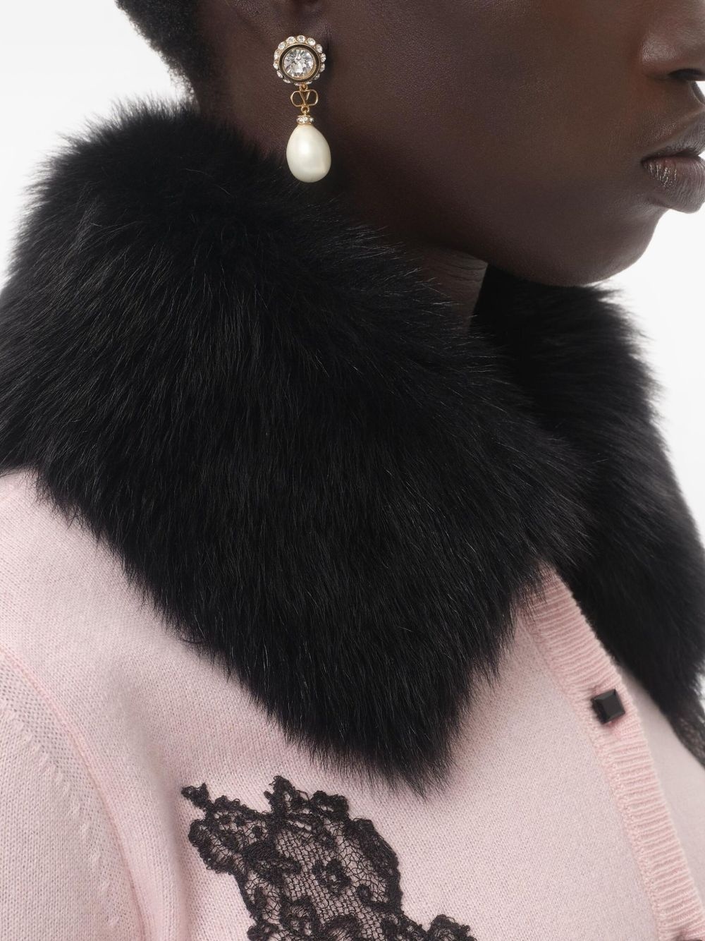 VLOGO SIGNATURE EARRINGS IN METAL, ENAMEL, PEARLS AND CRYSTALS - 2