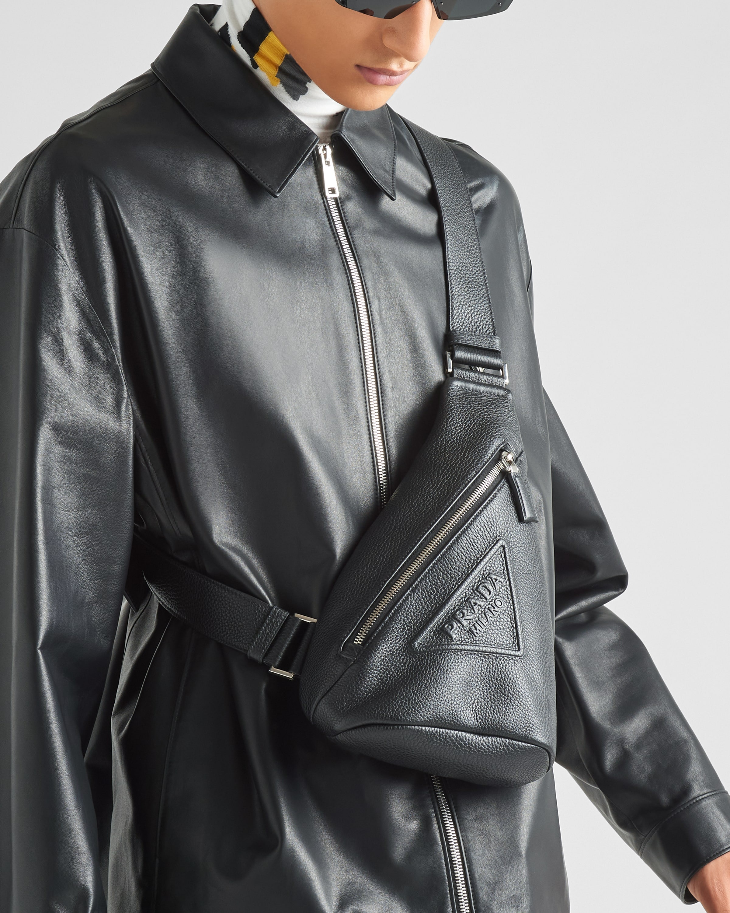 Prada Cross leather bag - 7