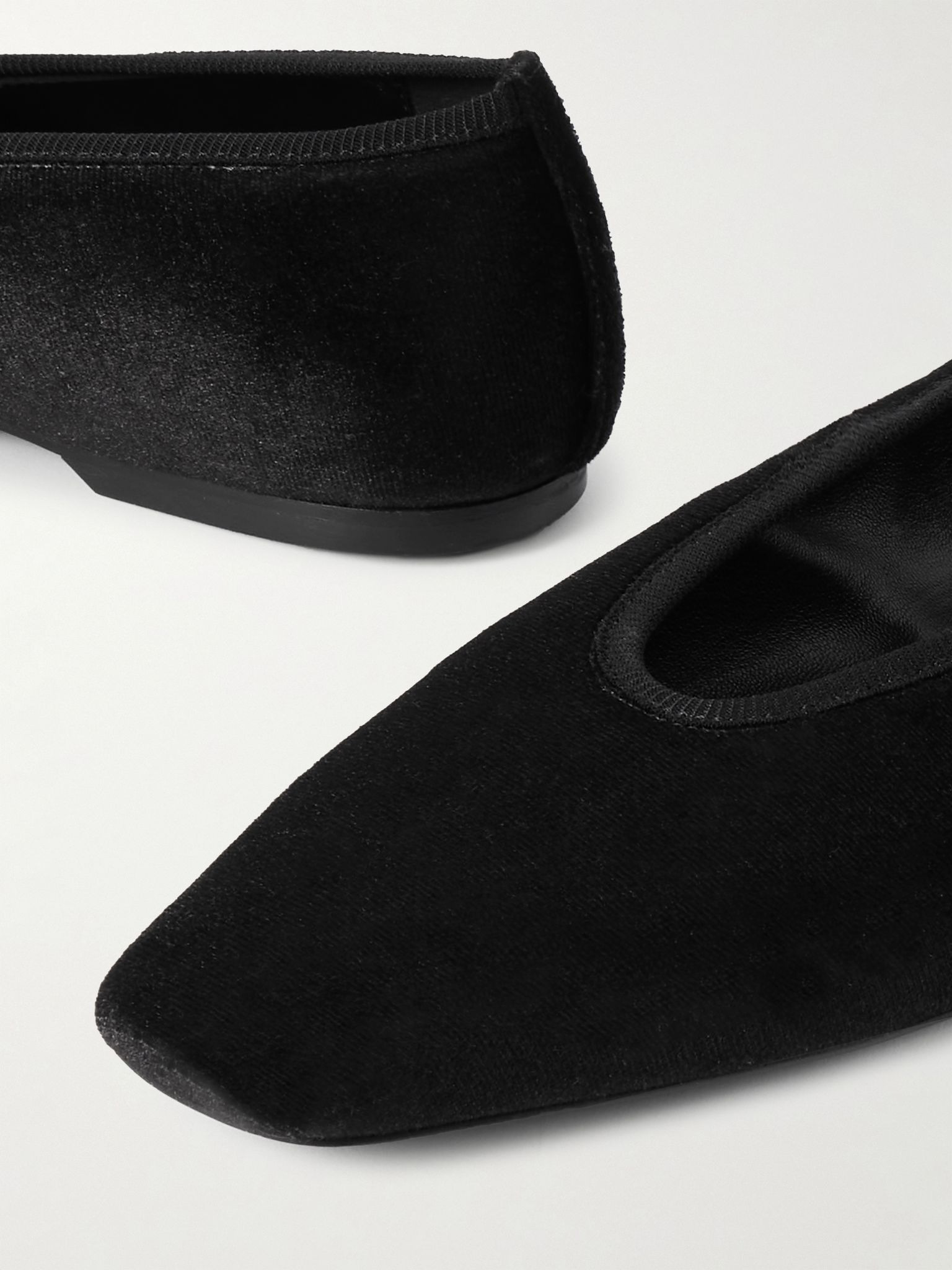 The Minimalist velvet ballet flats Black - 4