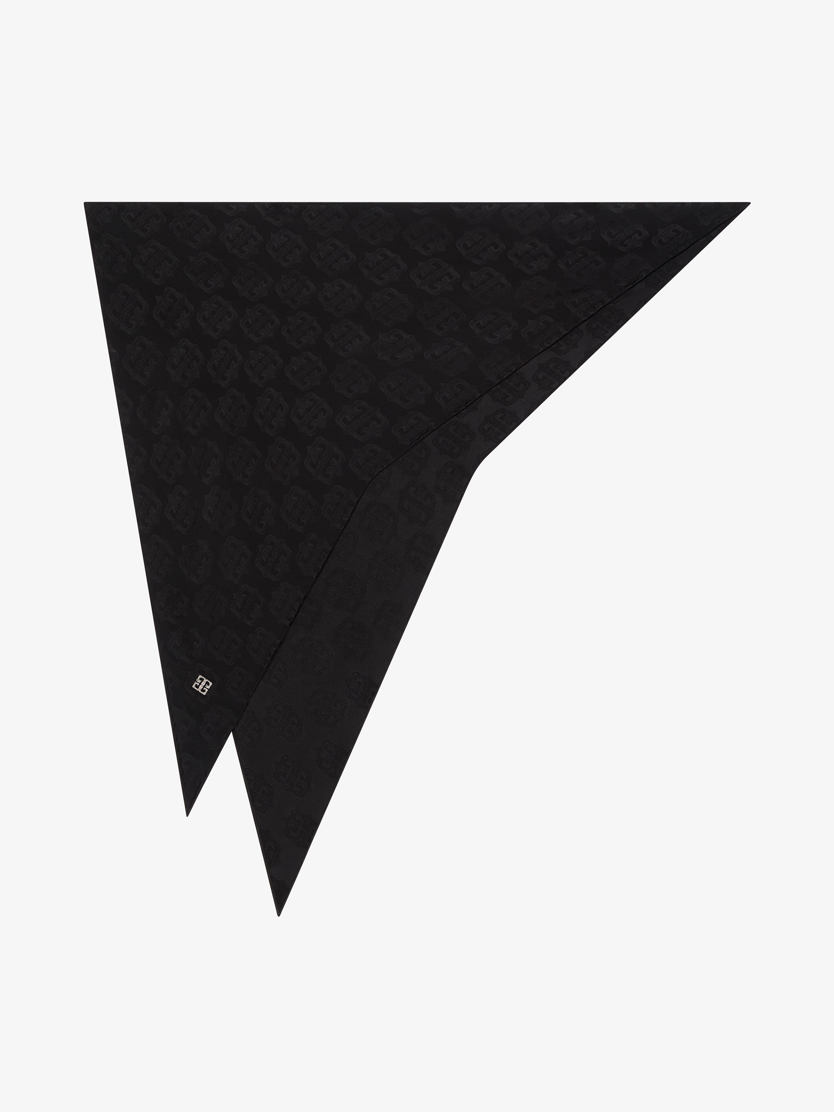 4G LIQUID TRIANGLE IN SILK WITH 4G DETAIL - 1