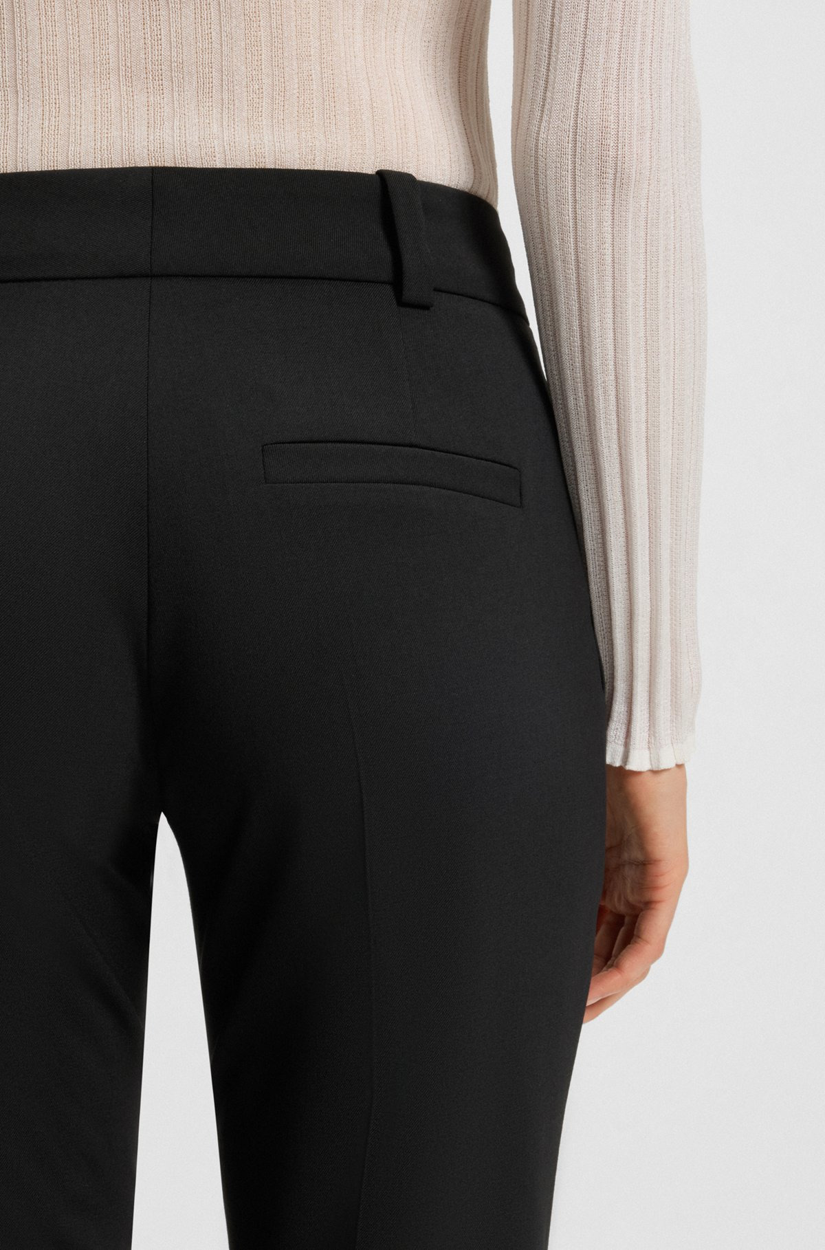 SLIM-FIT TROUSERS WITH A CROPPED LENGTH - 5