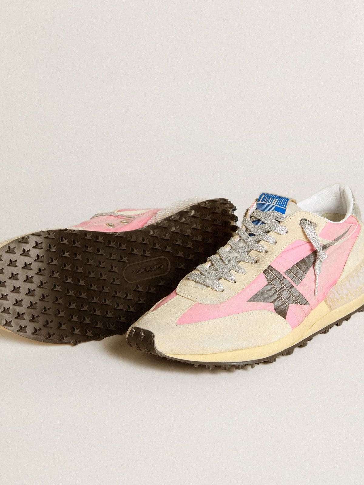 Women's Marathon in pink nylon and beige suede with black printed star - 3