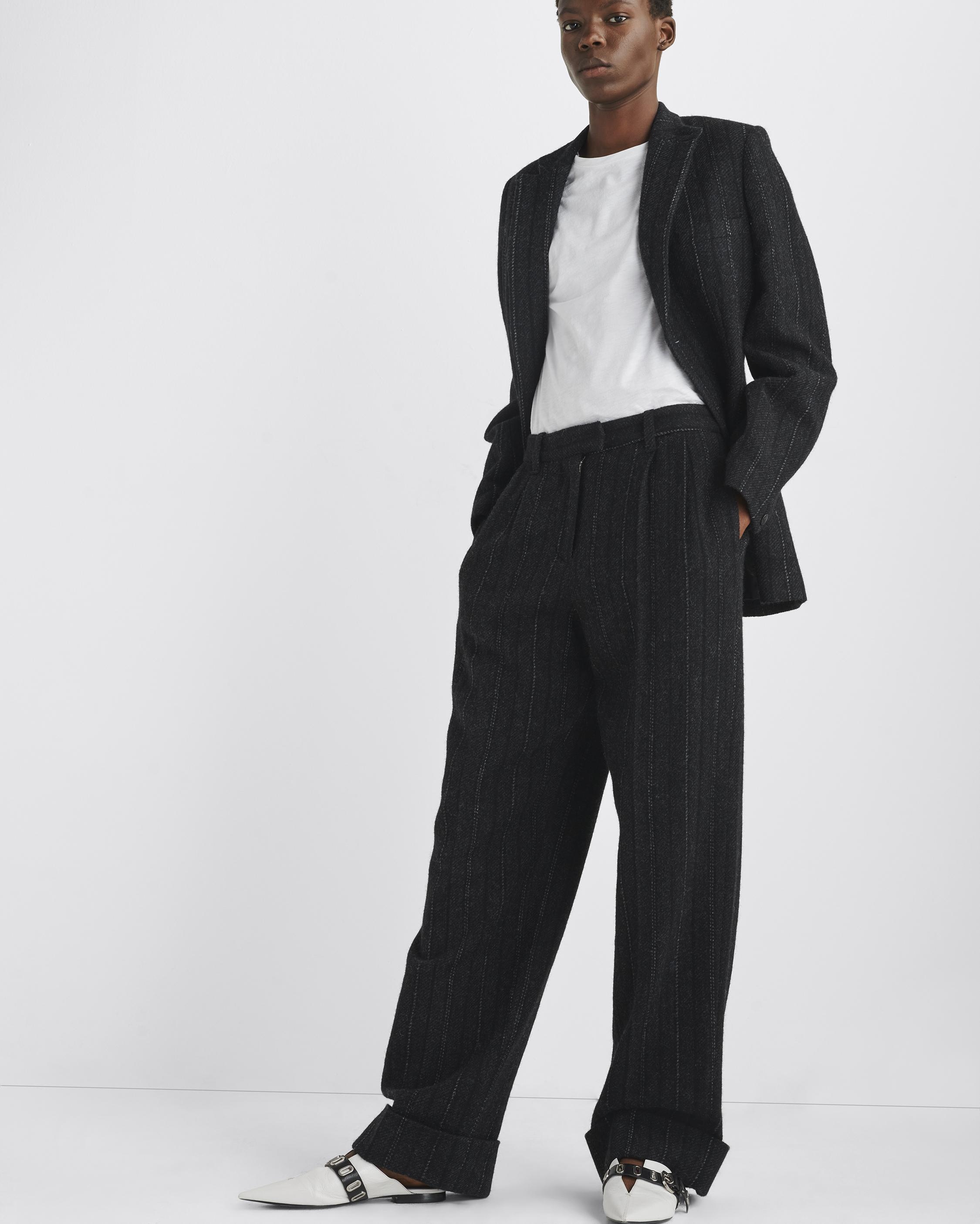 Marianne Wool Pant
Relaxed Fit - 1