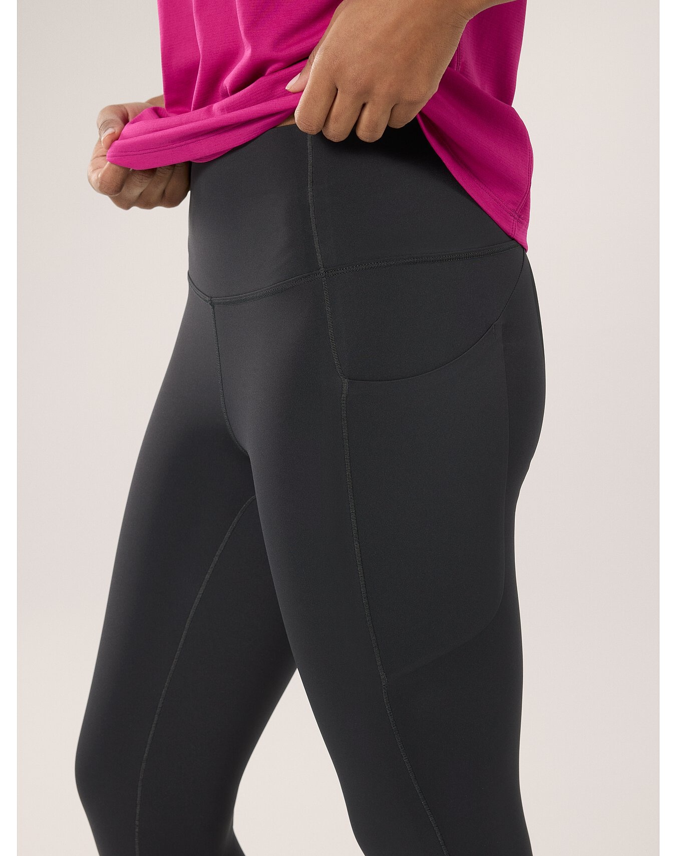 Essent High-Rise Legging 26" - 3
