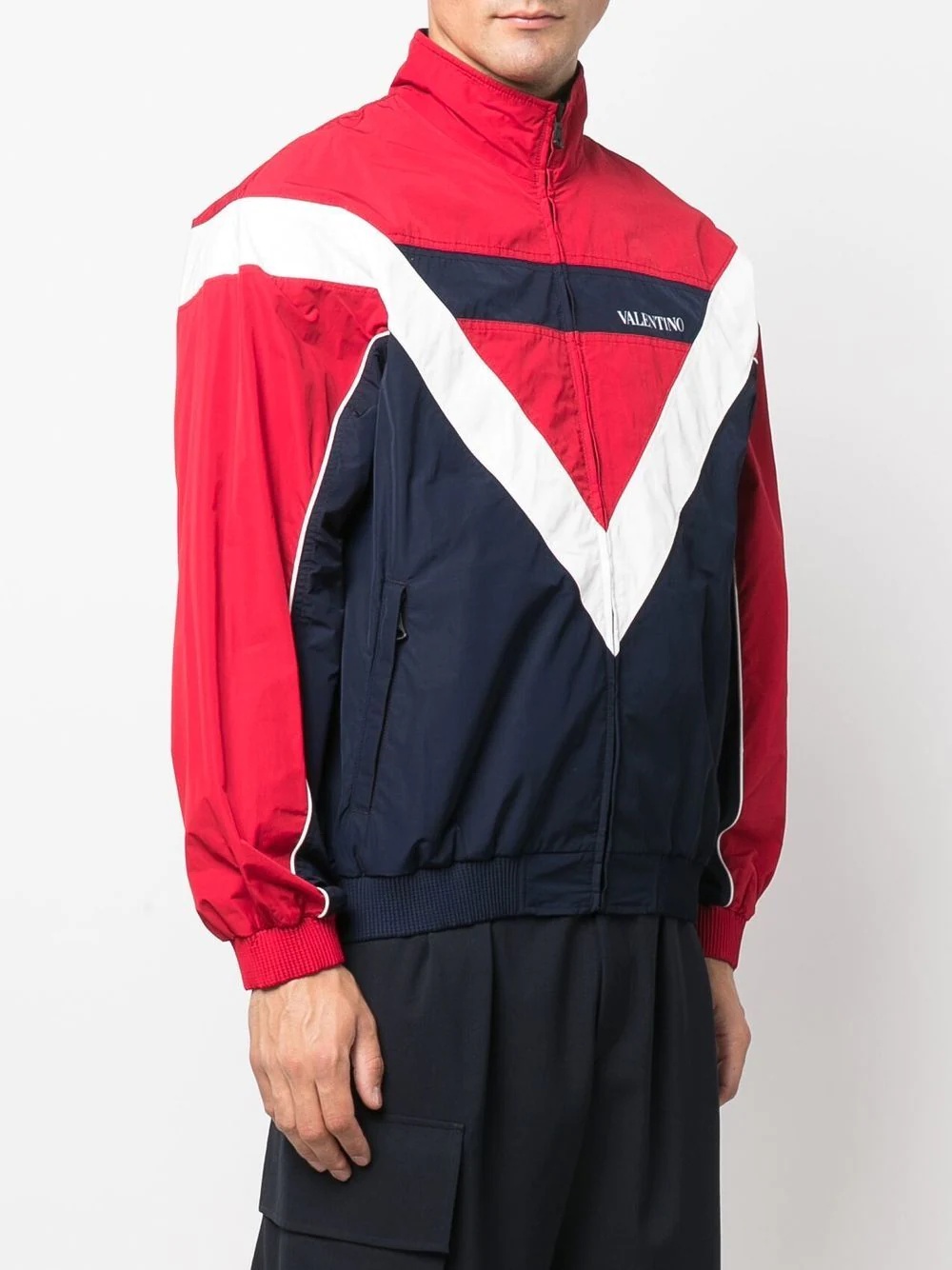 V logo-print sports jacket - 3