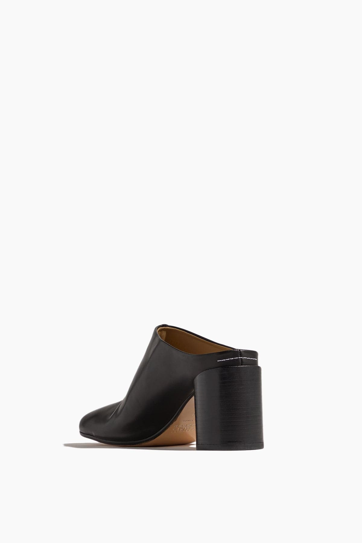 Slipper in Black - 3