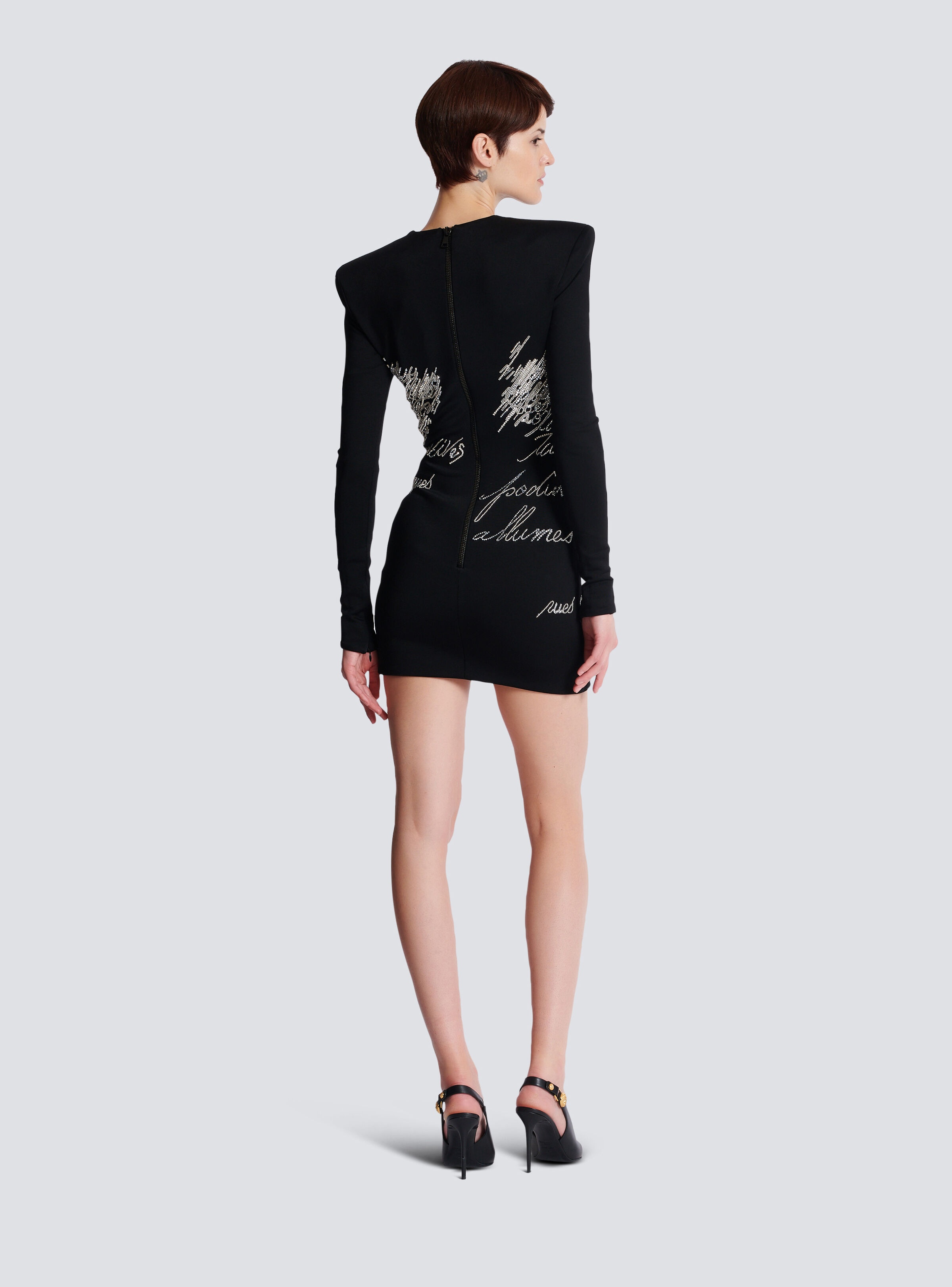 Short dress with "Love Letter" embroidery - 4