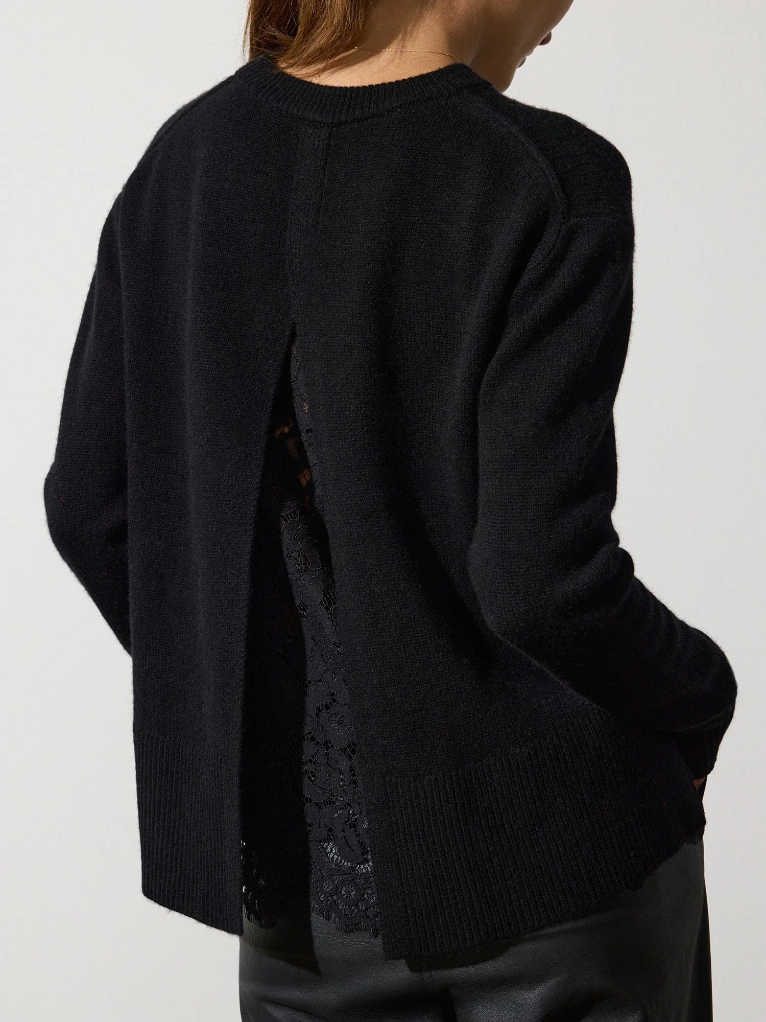 The Marte Lace Looker - 1