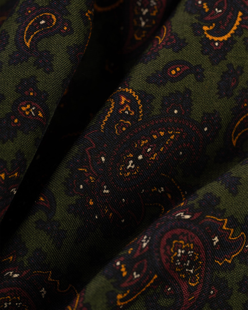 J. PRESS MADE-IN-ENGLAND OLIVE PAISLEY WOOL/SILK SCARF outlook