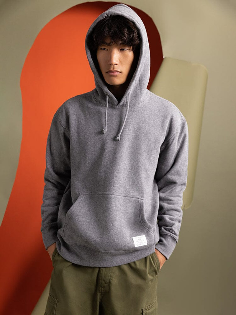 ALPHA INDUSTRIES ESSENTIAL HOODIE outlook