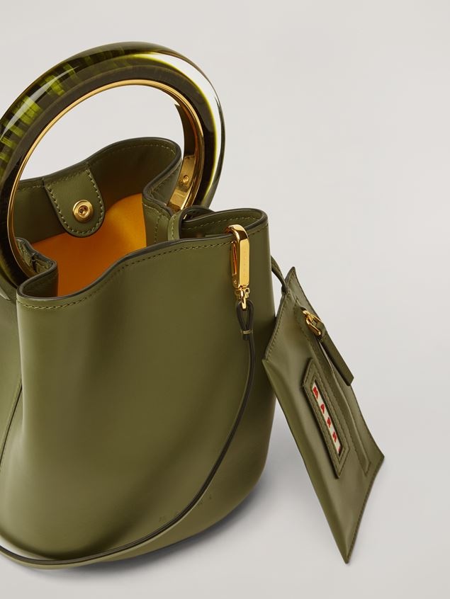 PANNIER BAG IN CALF LEATHER WITH RESIN AND METAL HANDLE GREEN - 4