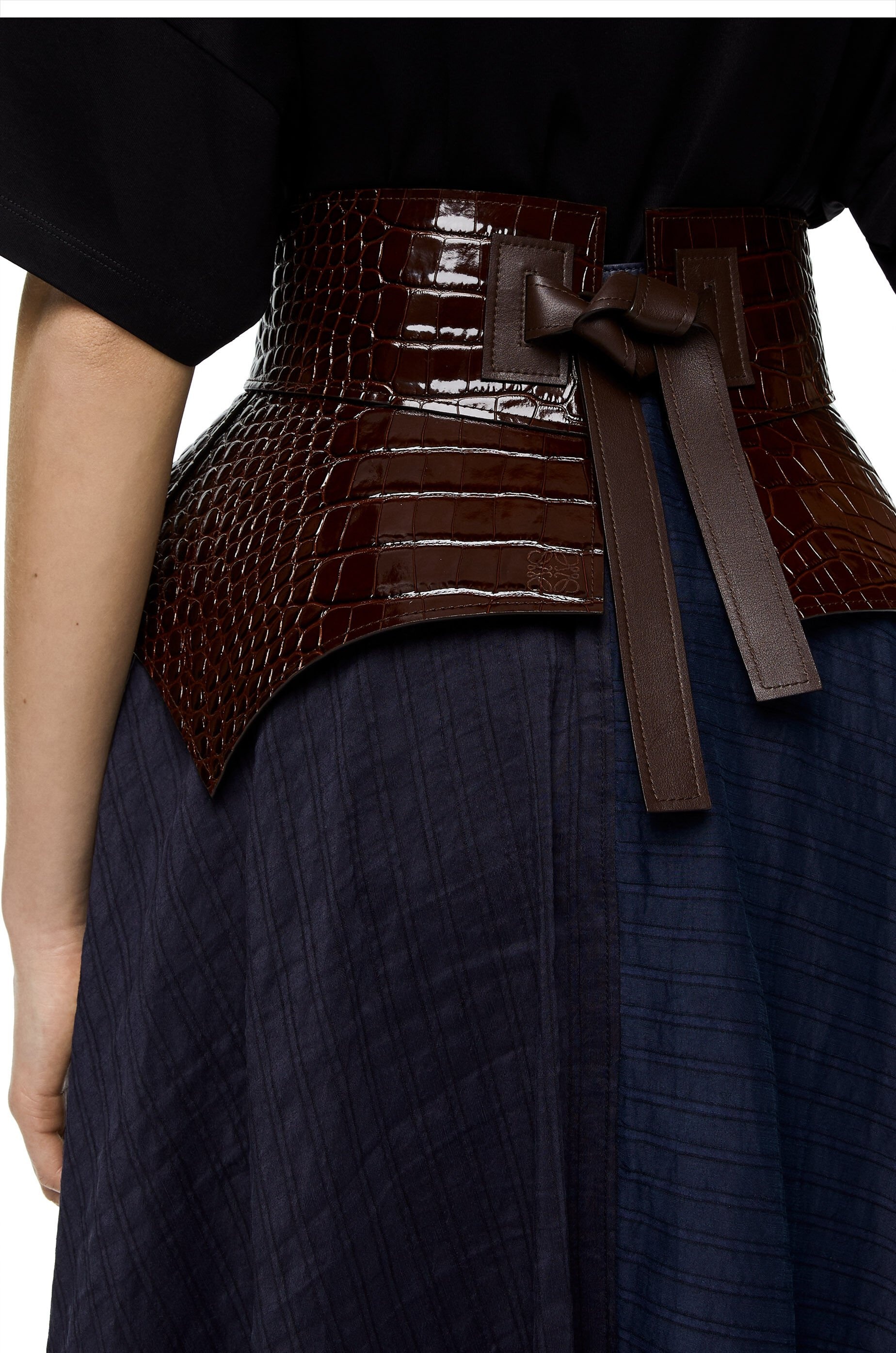 Croc embossed obi belt in calfskin - 4