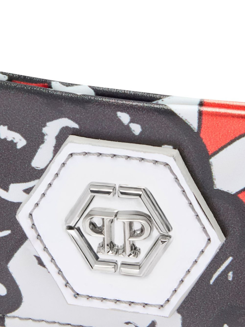 embossed-logo card holder 4