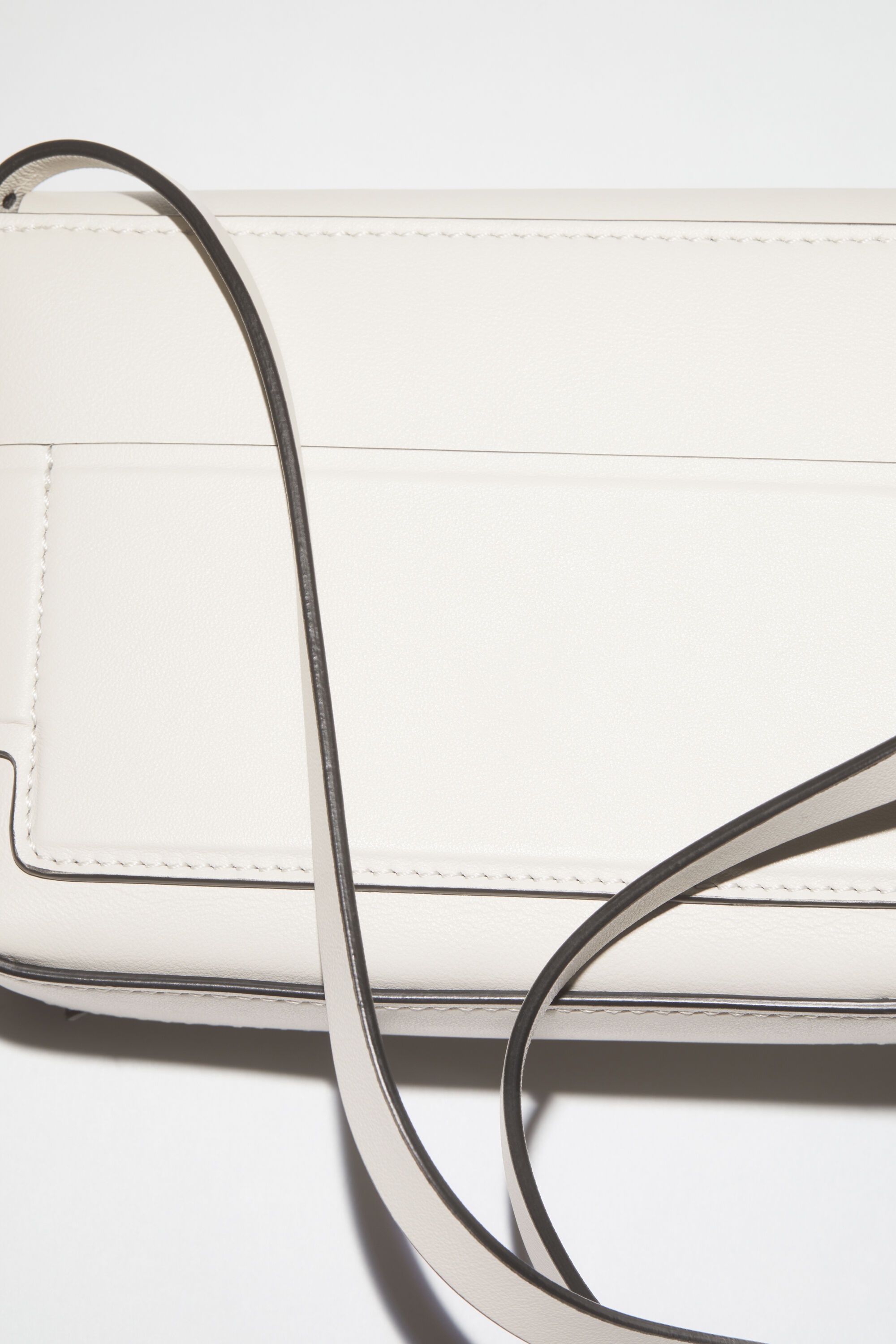 Musubi mini crossbody bag - White/black - 7